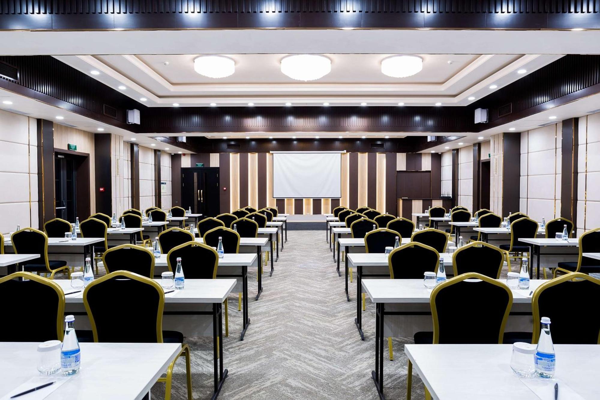 Panarams Tashkent Hotel, A Member Of Radisson Individuals Esterno foto