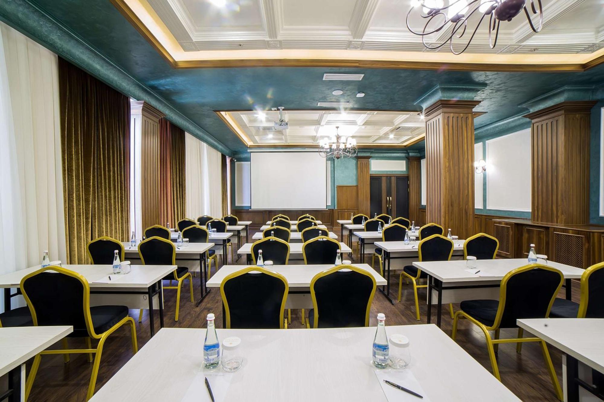 Panarams Tashkent Hotel, A Member Of Radisson Individuals Esterno foto